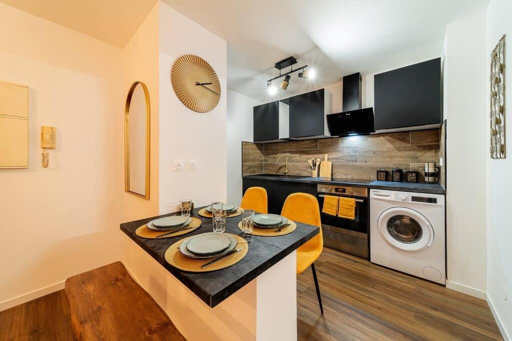 Le Cocon Retro-Chic A La Capitale Apartment Saint-Denis Exterior foto