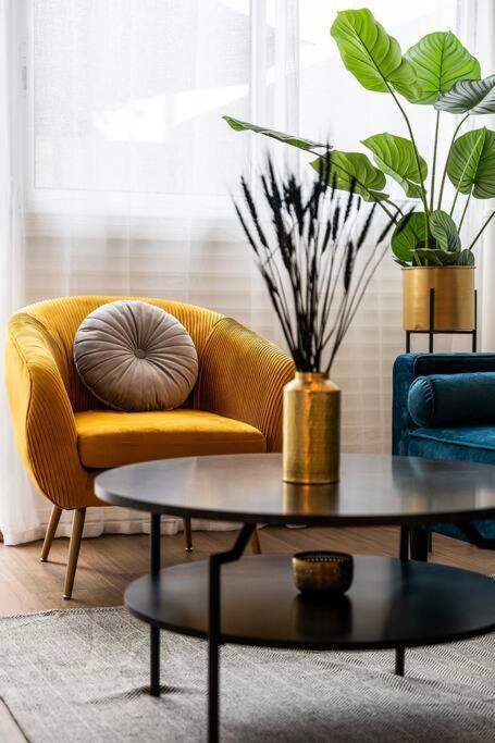 Le Cocon Retro-Chic A La Capitale Apartment Saint-Denis Exterior foto